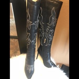 Sexy Faux leather high heel western boots!